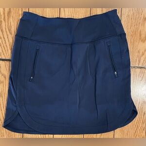 Athleta Fairway Golf Skort, navy, size large, lined, high rise, pockets
